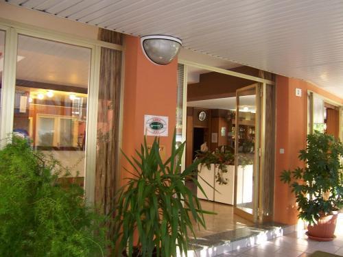 Hotel Haway Cattolica Exterior photo